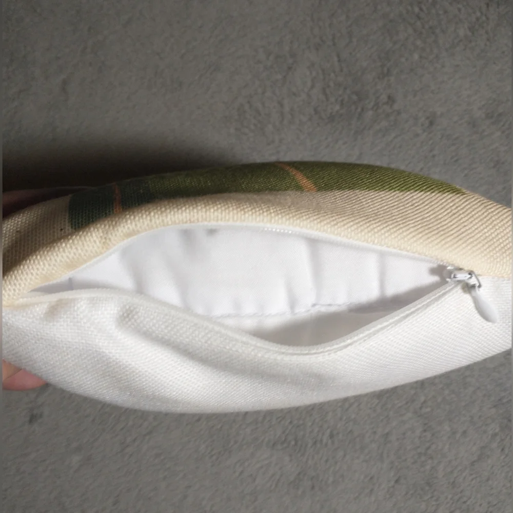 NWOT UniikPillows - Christmas 'Green Present' Throw Pillow
